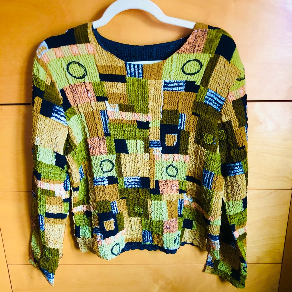 Reversible green gold and black top, Beautiful Bright Colors